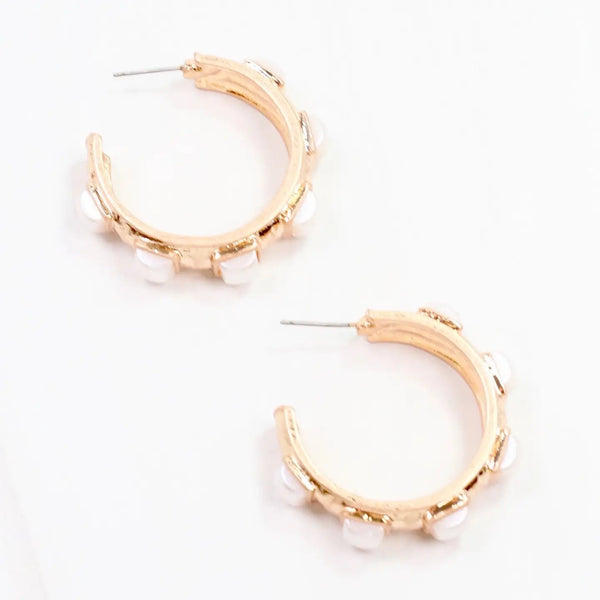 Allie Hammered Gold Earring Pearl - The Pointe Boutique