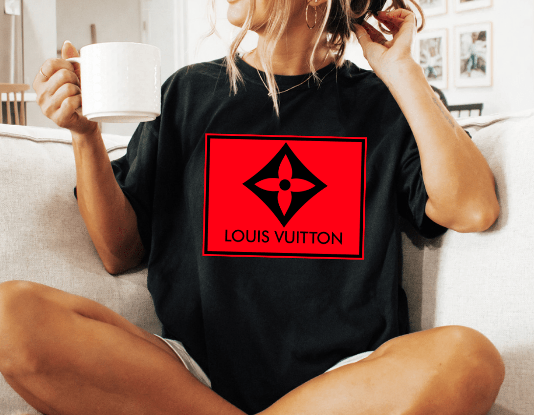 Amber Tshirt - The Pointe Boutique