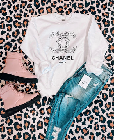 Jazlyn Tshirt - The Pointe Boutique