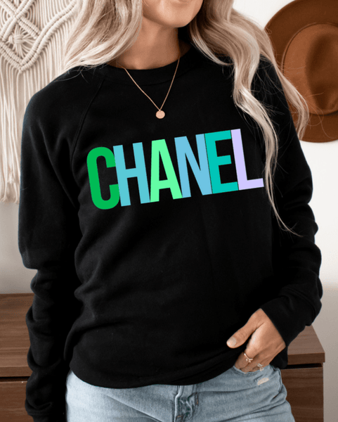 Jennifer Tshirt - The Pointe Boutique