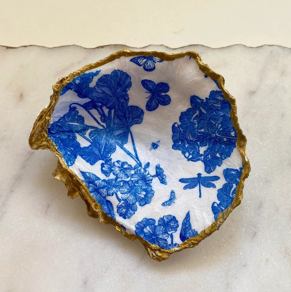 Oyster Shell Jewelry Dish - The Pointe Boutique