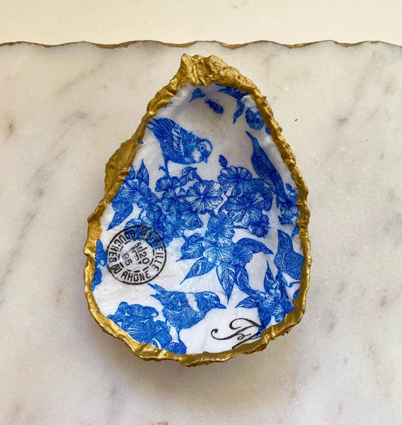 Oyster Shell Jewelry Dish - The Pointe Boutique