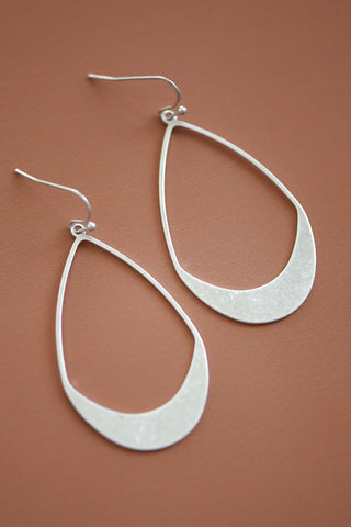 Silver metal teardrop earrings