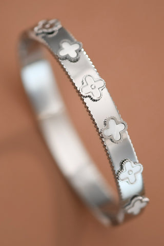 Tarnish resistant stainless steel bracelet