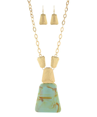 The Anouk Necklace – view 3