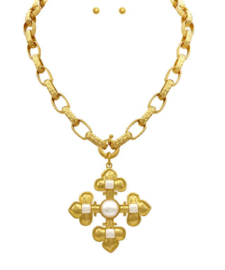 The Kenna Cross Necklace