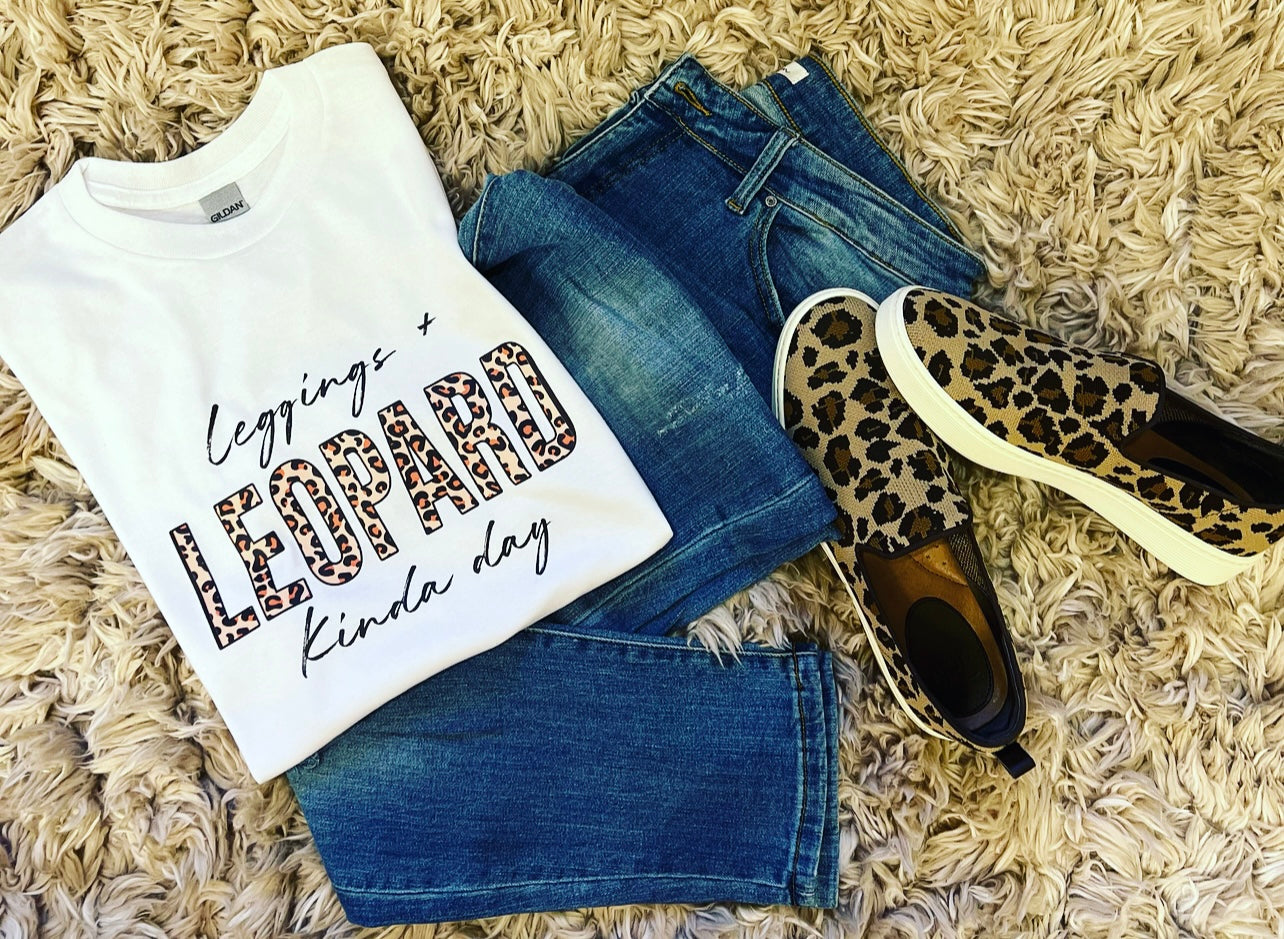 Leggings And Leopard Tee