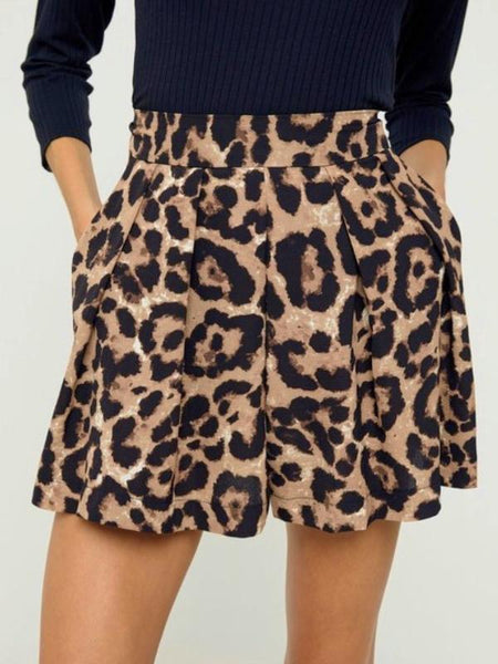 Leopard Pleated Shorts
